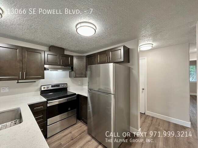 Building Photo - 13066 SE Powell Blvd