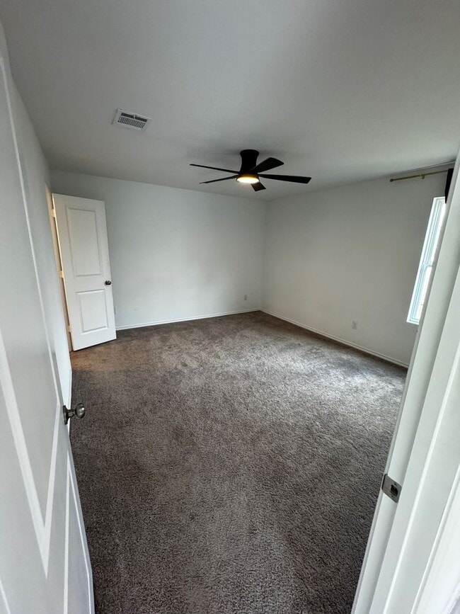 Building Photo - Modern 2024 New-Build with Open-Concept Living and Private Primary Suite in Waterwheel Subdivision