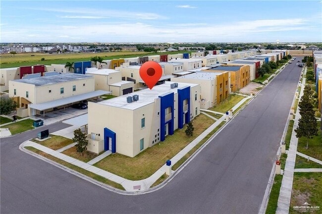 Building Photo - 1201 E Camellia Ave