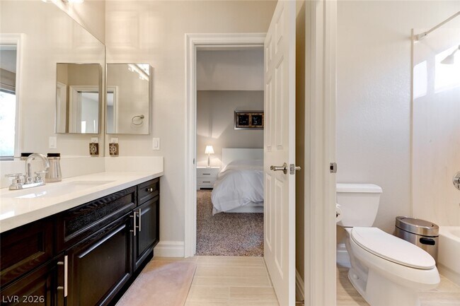 Building Photo - 5 Chateau Whistler Ct