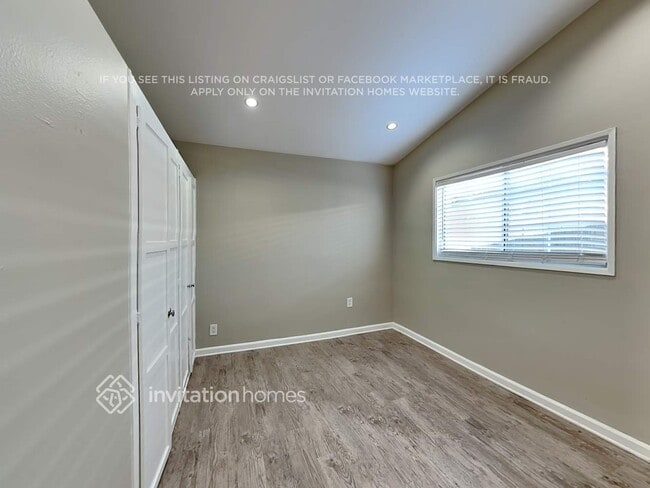 Building Photo - 18612 Arminta St