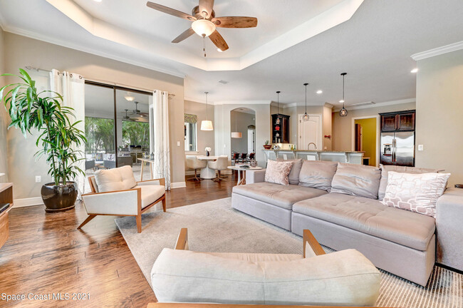 Building Photo - 3290 Levanto Dr