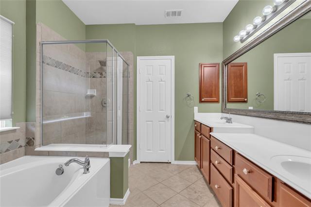 Building Photo - 404 Wentworth Dr