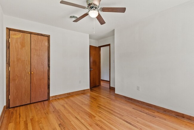 Building Photo - Large 4-Bed Brick Rancher with 2-Car Attached Garage!