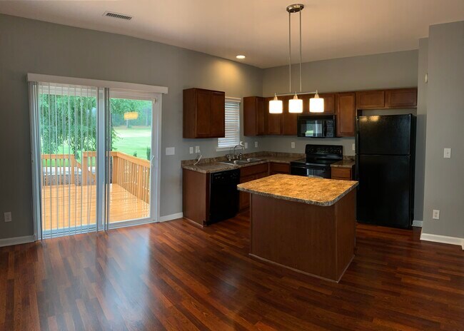 Golf Course View - 2164 Persimmon Ridge Dr