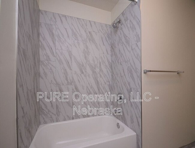 Building Photo - 3408 N 24th St