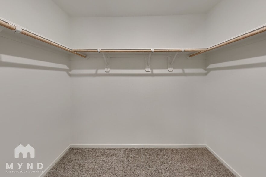 Building Photo - 940 Capracotta Dr