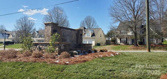 Building Photo - 10422 Bradstreet Commons Way