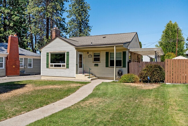 Primary Photo - 2808 W Upton Ave