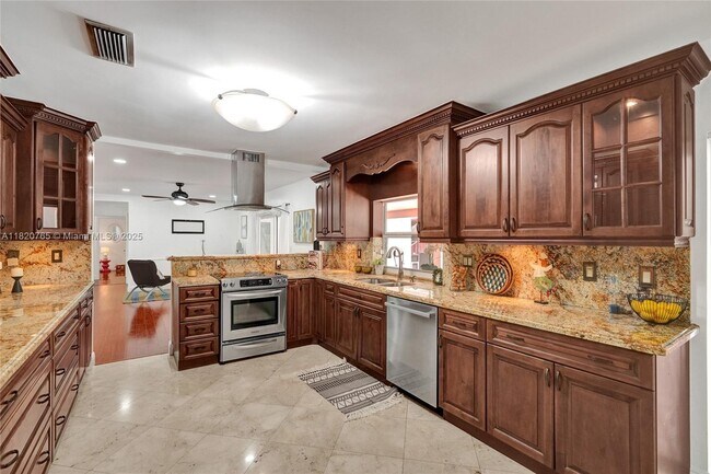 Building Photo - 7360 SW 120th St