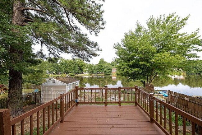 Building Photo - 7712 Breaker Point Ct