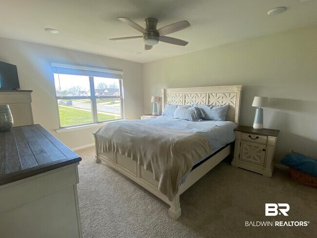 Building Photo - 26161 Gilmore Way