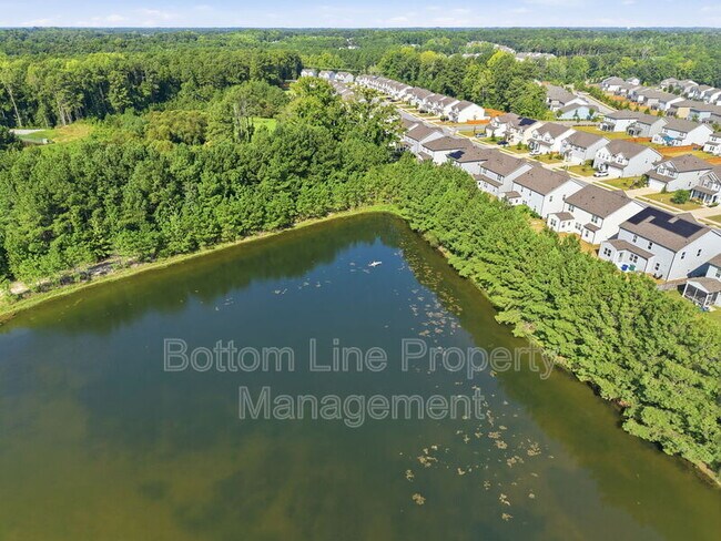Building Photo - 2230 Bethpage Dr