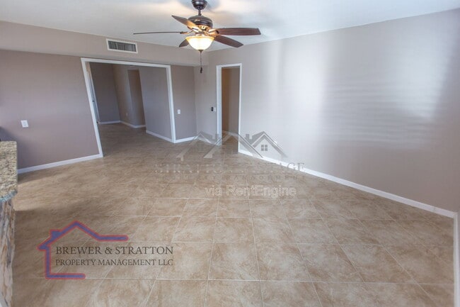 Building Photo - 18414 N 129th Ave