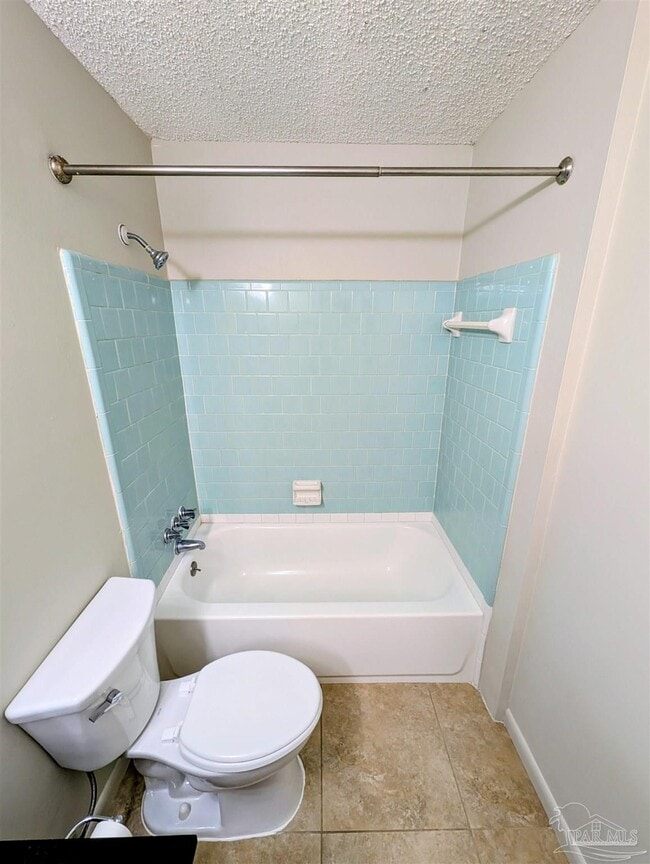 Building Photo - 23 Redwood Cir