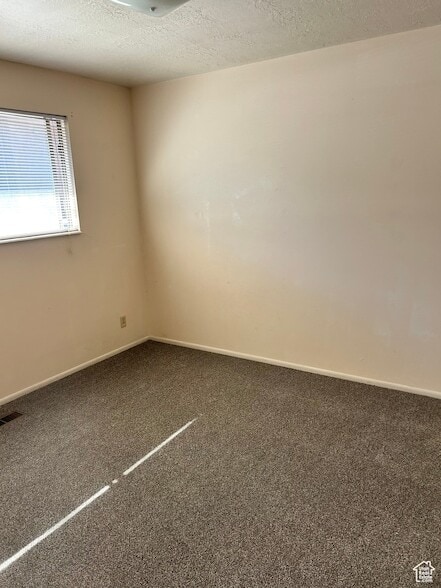 Building Photo - 3556 Van Buren Ave