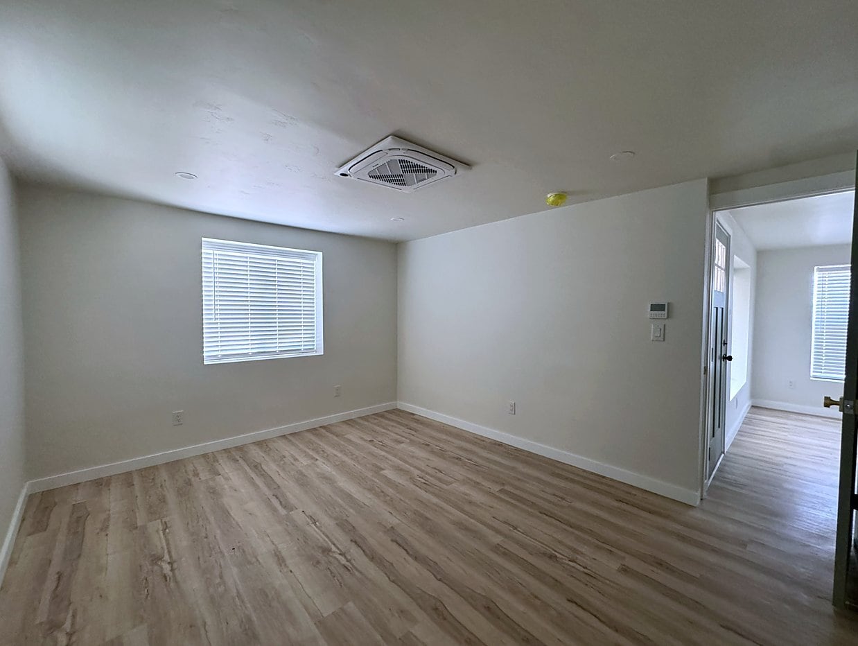 Building Photo - 1804 Slate Ave NW