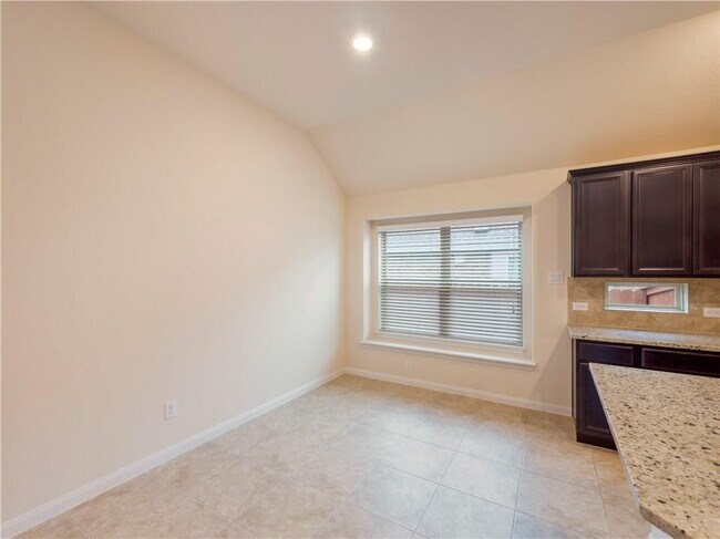 Building Photo - 221 Tinto St