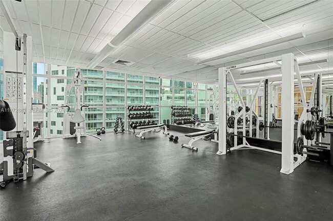 Building Photo - 218 SE 14th St