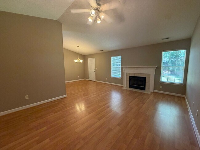 Building Photo - Exclusively Offered By Muse Realty Rentals, LLC