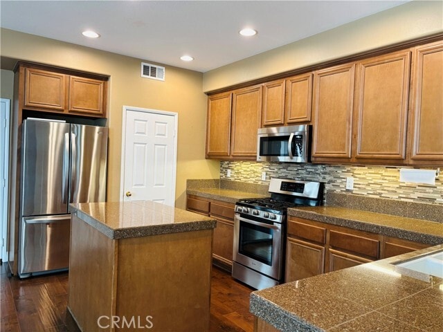 Building Photo - 40277 Balboa Dr
