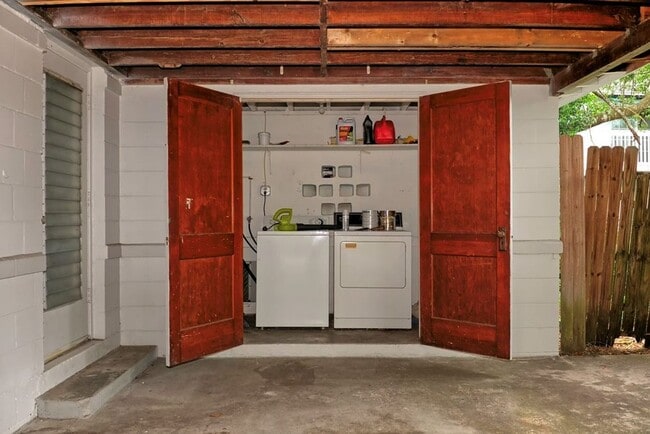 Building Photo - Updated Single Family Home