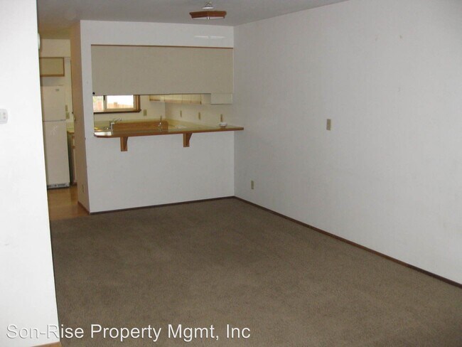 Building Photo - 2 br, 1.5 bath House - 2225 Texas Street