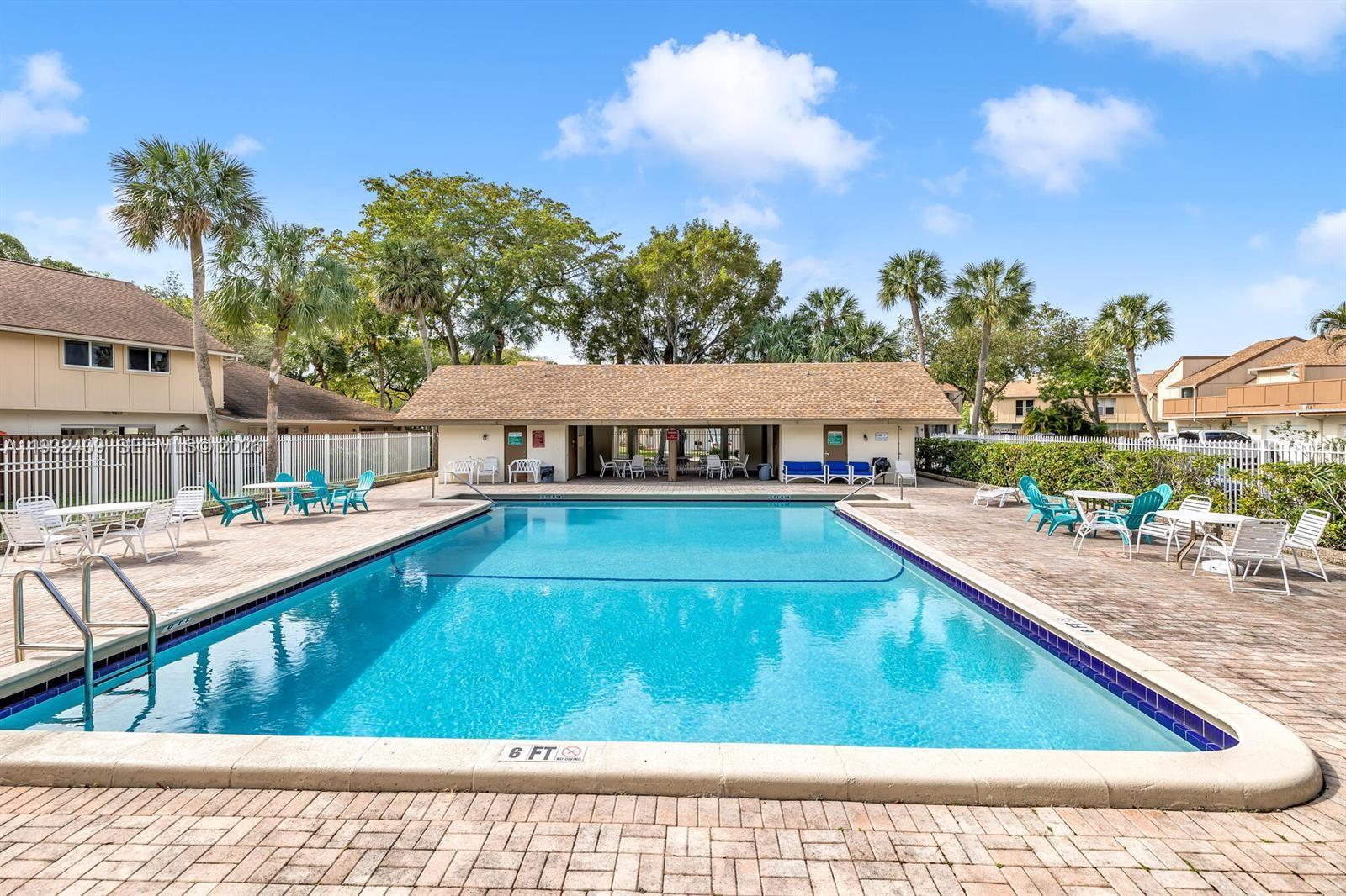 Building Photo - 8239 NW 8th Ct