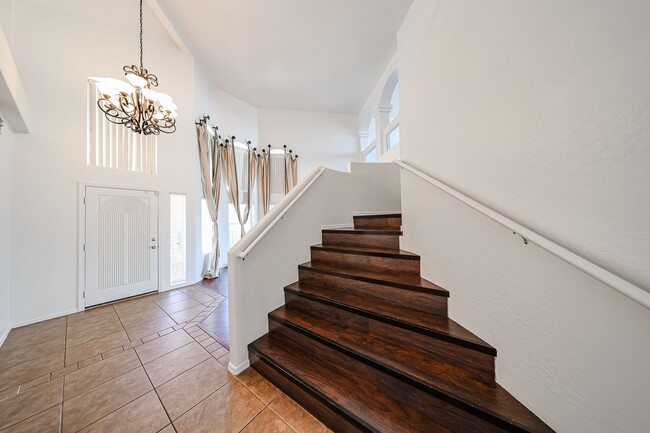 Building Photo - RV GATE! Lovely 4 bedroom, 3 bathroom home...