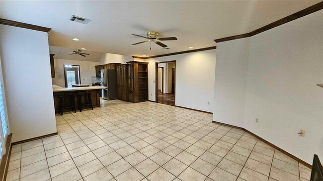 Building Photo - 1225 NW 198th St