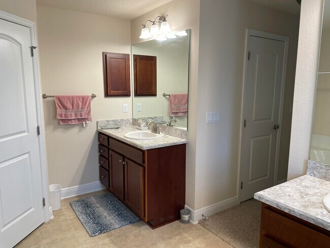 Building Photo - 6311 Ale Ct