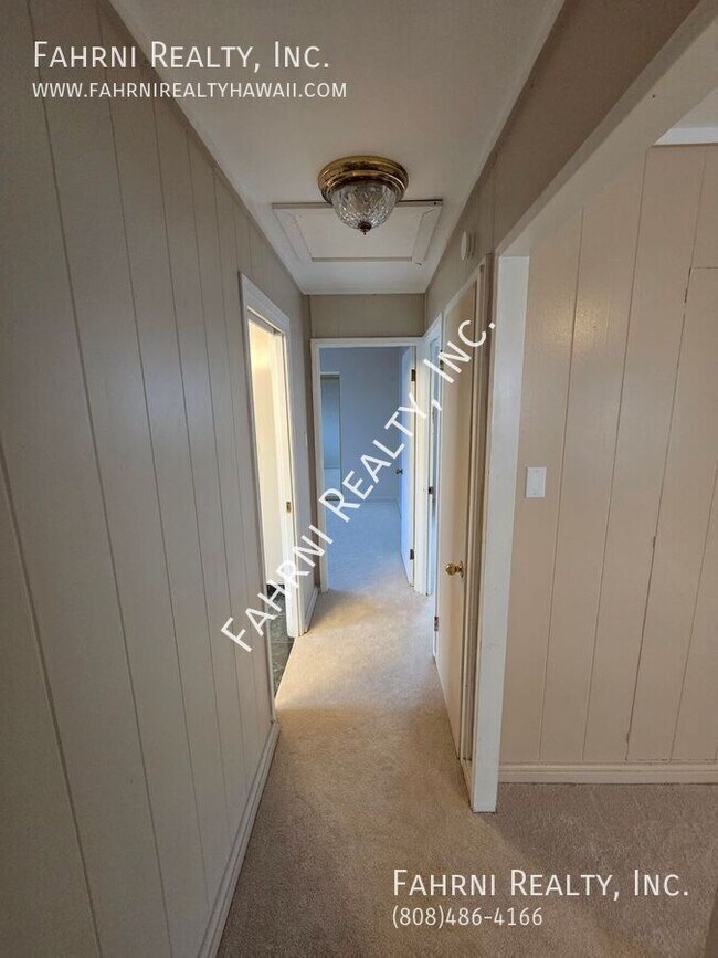 Building Photo - 2719 Poelua St