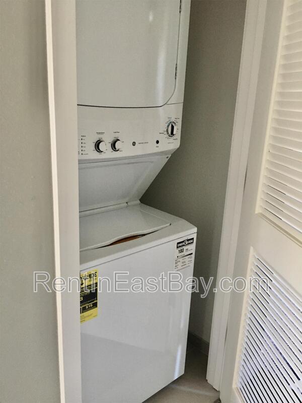 Building Photo - 3612 Brookdale Ave