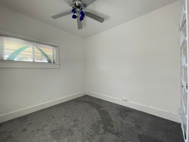 Building Photo - 2842 Copley Ave