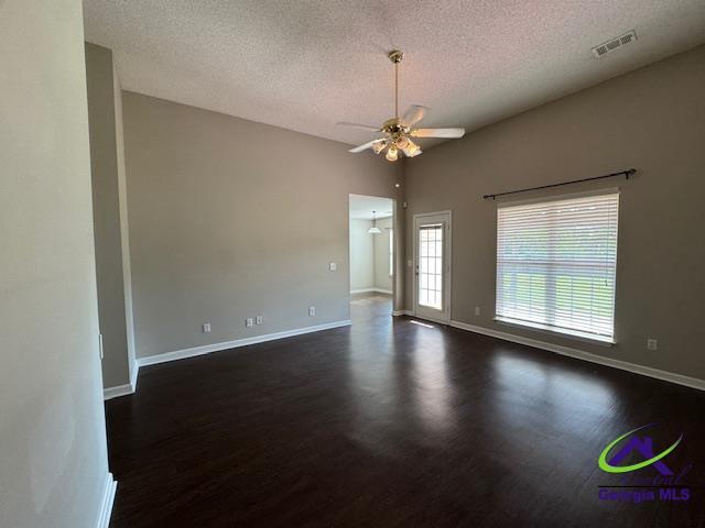 Building Photo - 110 Selena Ct
