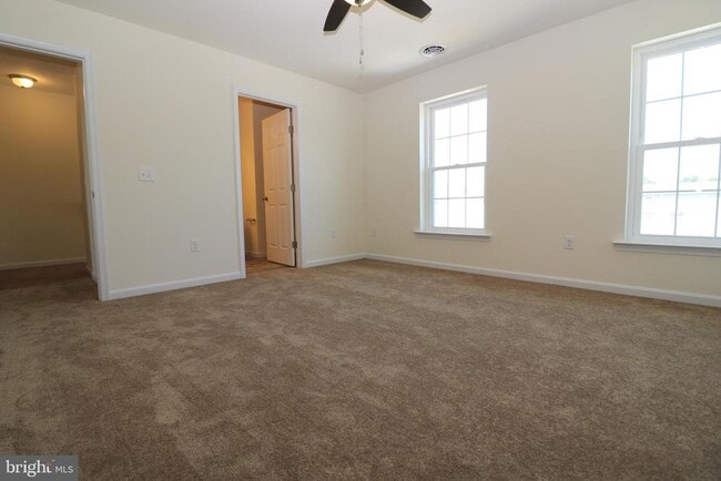 Building Photo - 72 Filbert Dr