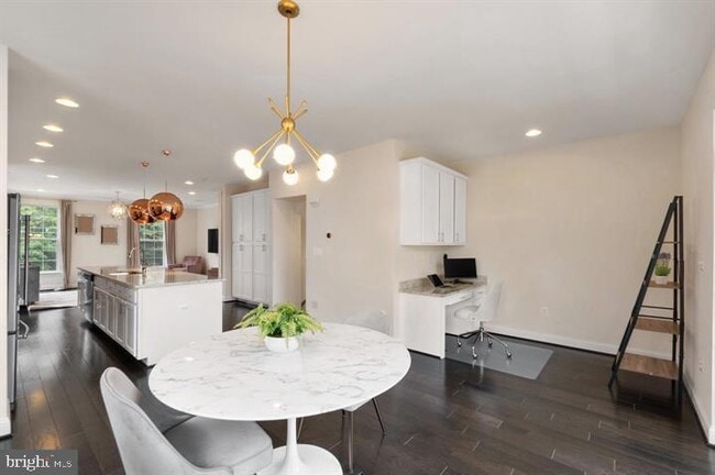 Building Photo - 46077 Hall Rd