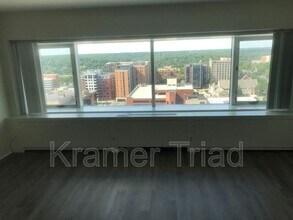 Building Photo - 555 E William St