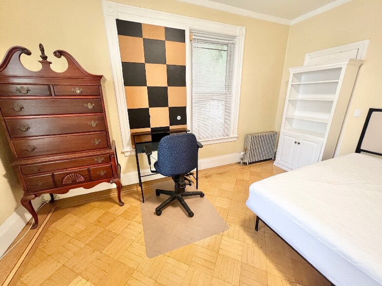 Building Photo - 205 Washington Ave