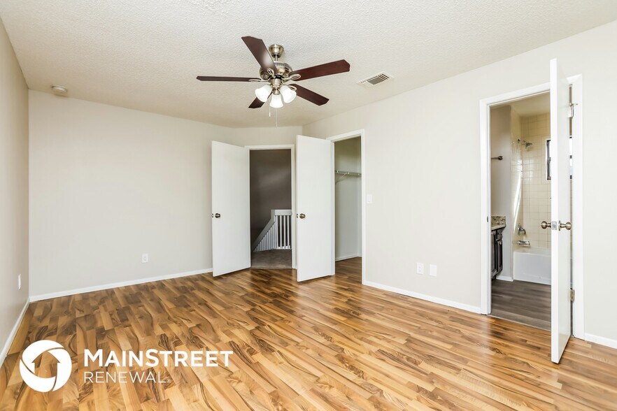 Building Photo - 1932 Tindaro Dr