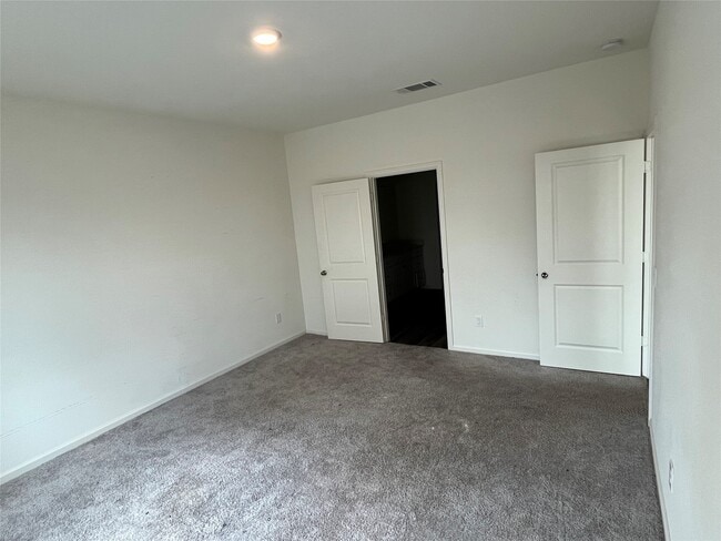 Building Photo - 22015 Sovereign Hts Ln.