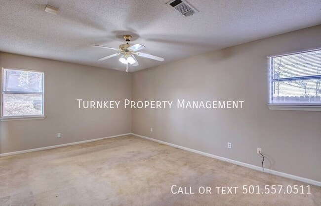 Building Photo - 14 Turtle Creek Ct