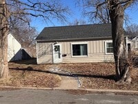 Building Photo - 1421 43rd St