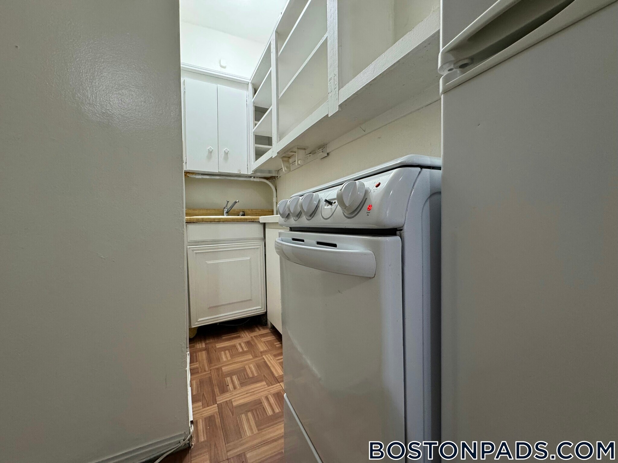 Building Photo - 40 Anderson St