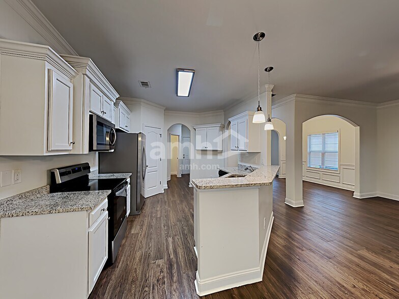 Building Photo - 2080 Lily Valley Dr
