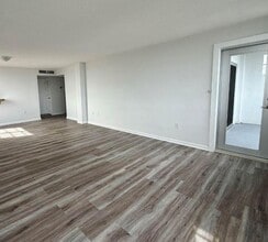 Building Photo - 8000 Harding Ave