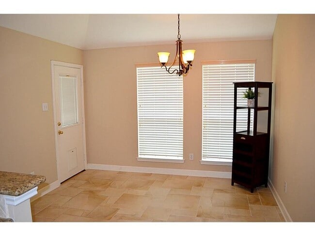 Building Photo - Glenhill Drive, Pearland, TX 77584 - 3 BR 2.5 BA single-family home