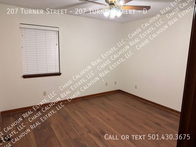 Building Photo - 207 Turner Ave