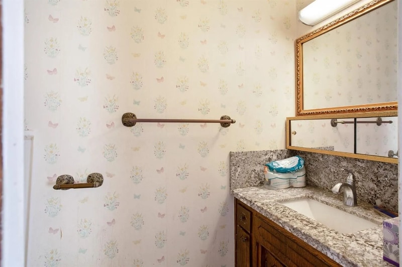 Building Photo - 2507 Golf Rd