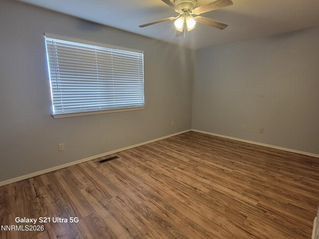 Building Photo - 404 Kathy Ave